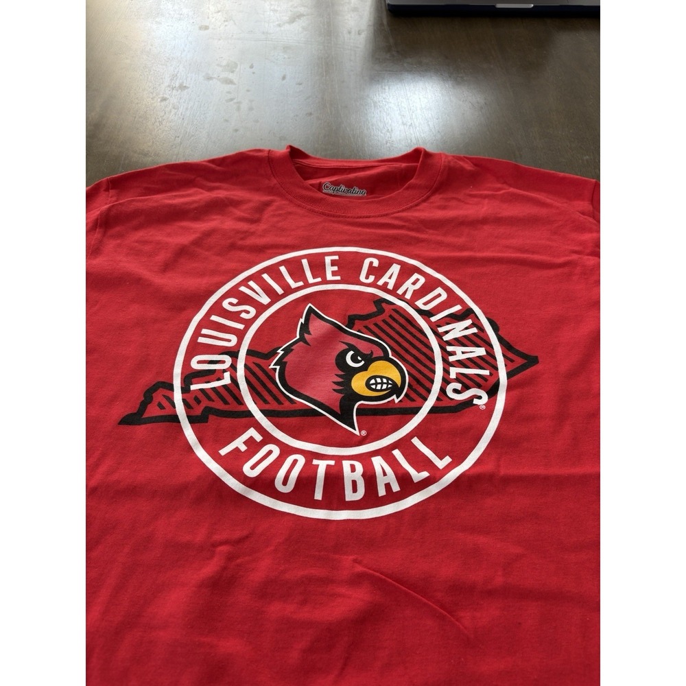 Captivating Red Short Sleeve Cardinal T-Shirt Size Medium Men's‎ Cotton NWOT